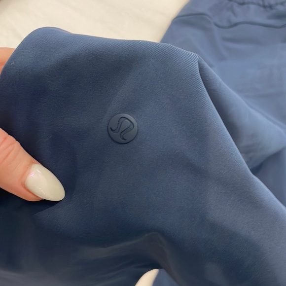 LULULEMON trouser style pant. - Picture 3 of 3